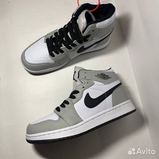 Зимние высокие кроссовки Nike Air Jordan новые