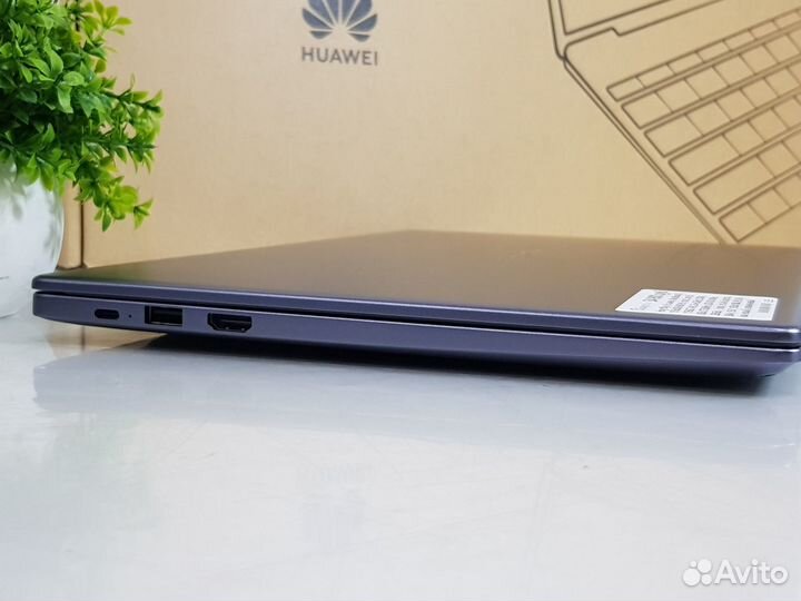 Ноутбук Huawei MateBook D15, i5 1155G7, как новый