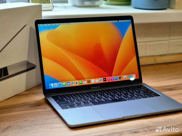 MacBook Pro 13 2017 89 циклов перезарядки