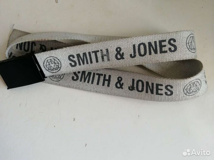 Мужской кожаный ремень