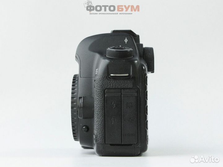 Фотоаппарат Canon 5D mark II body