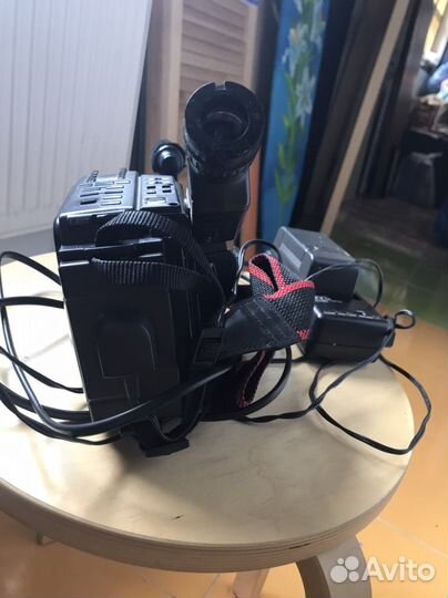 Видеокамера JVC compact VHS