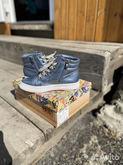 Ботинки демисезонные для девочки 34 размер