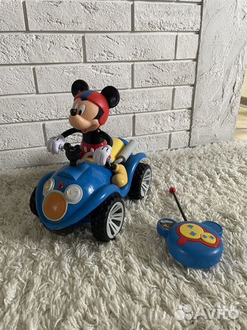 Игрушка на пульте управления