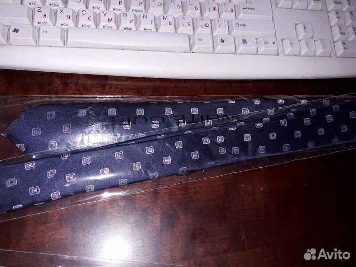 Галстуки 3шт White Cuff цена договорная за 1шт