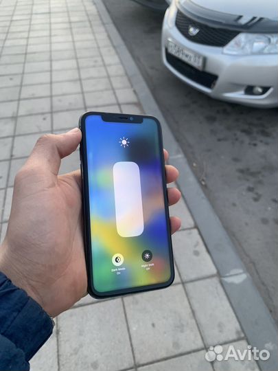 iPhone X, 256 ГБ