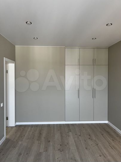 2-к. квартира, 65 м², 10/17 эт.