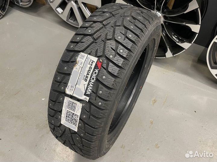 Yokohama Ice Guard Stud IG55 205/65 R15 99T