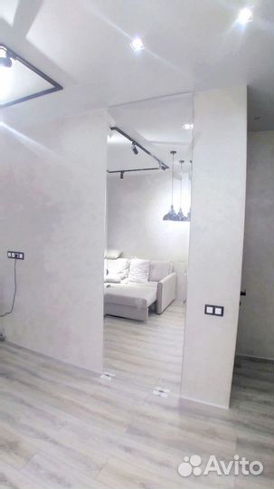 Зеркальное панно / Зеркала