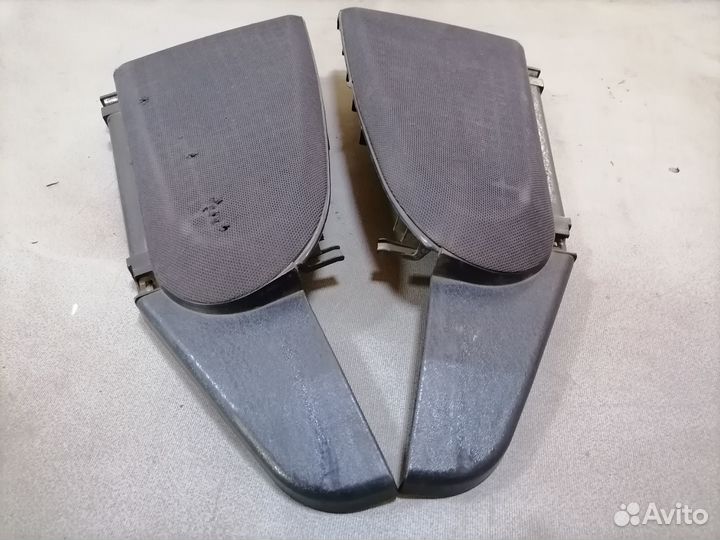 Боковина полки багажника для Mitsubishi Carisma