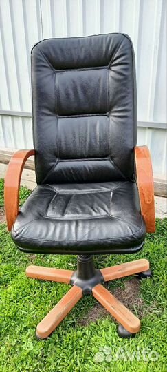 Компьютерное кресло натуральная кожа