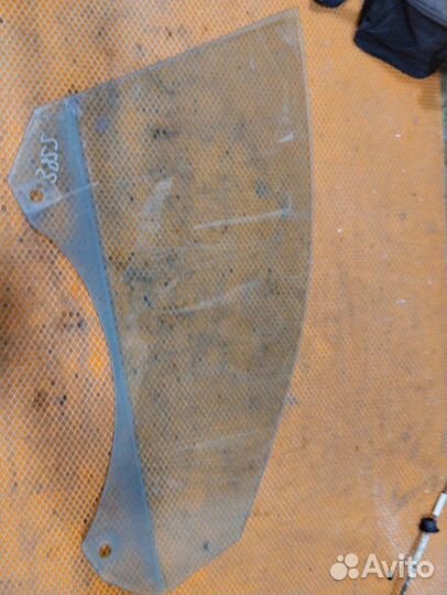 Стекло двери переднее левое Audi A6 C6 4F ccea