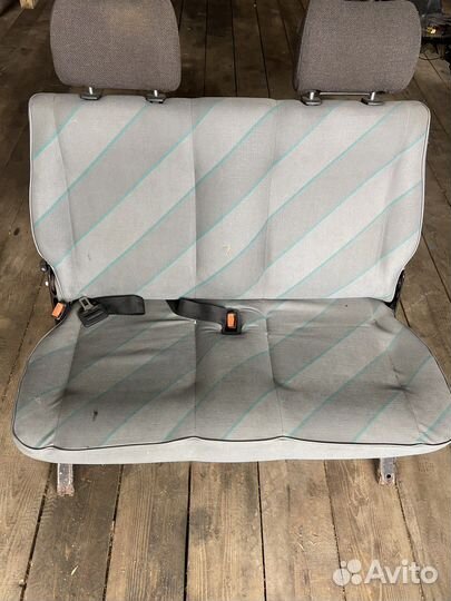 Сиденье двойное второго ряда
