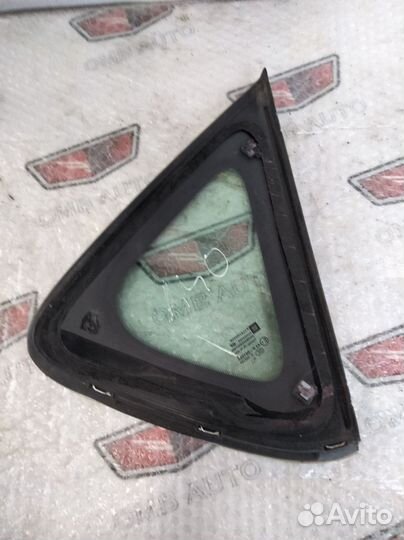Форточка задняя левая глухая Опель Астра J