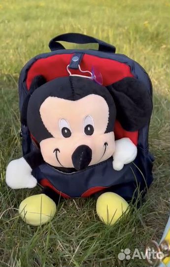 Рюкзак портфель детский с игрушкой съемной