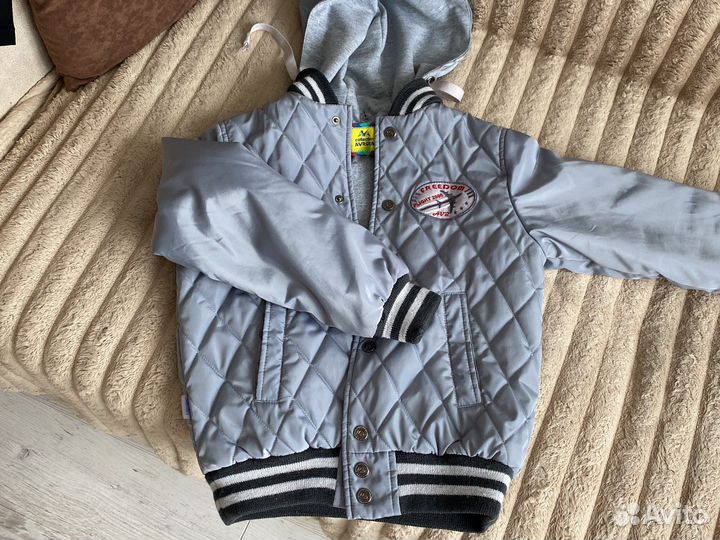 Куртка бомбер