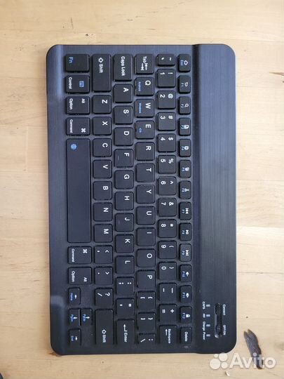 Беспроводная bluetooth-клавиатура