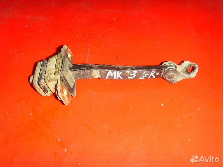 Ограничитель двери 1018005666 Geely MK 2008-2015