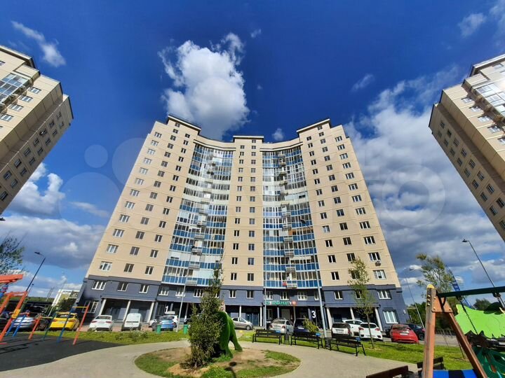 3-к. квартира, 76,8 м², 2/14 эт.