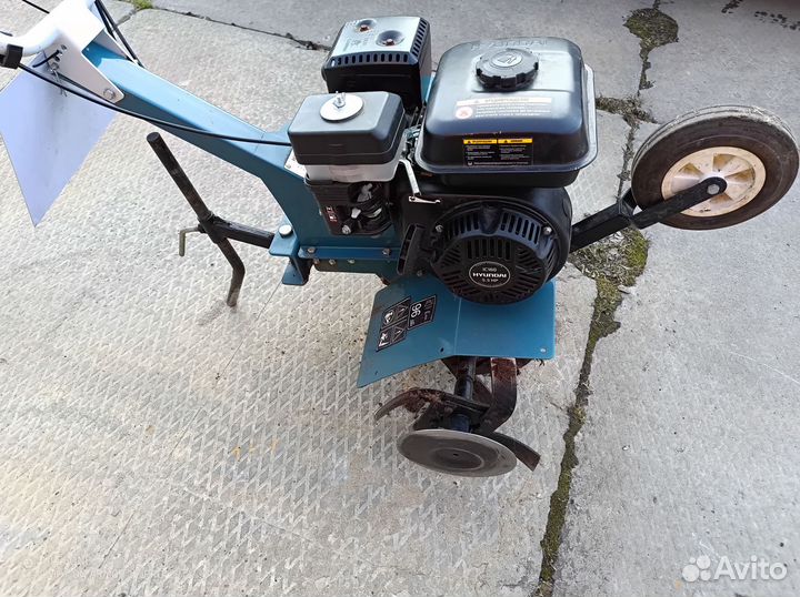Мотоблок Культиватор бензиновый HyundaiT 800