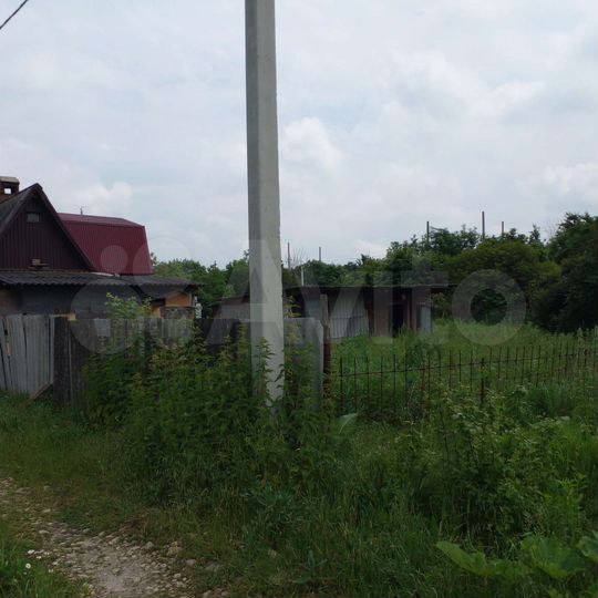 Дом 16,6 м² на участке 9,6 сот.