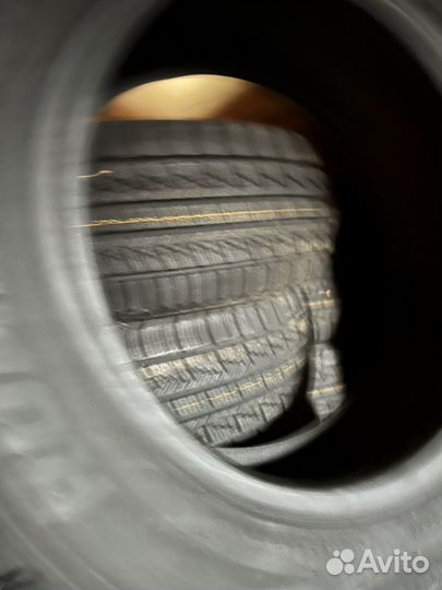 Roadstone Winguard Ice 215/60 R16 95Q