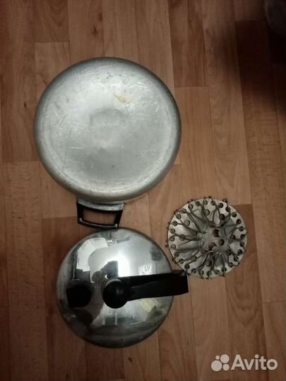 Скороварка СССР 6л,посуда