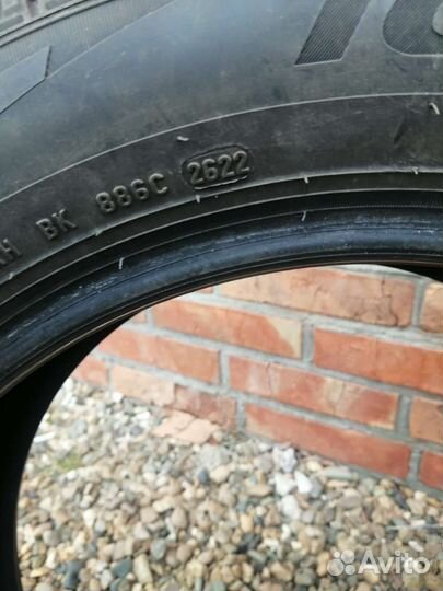 Pirelli Ice Zero FR 205/55 R16