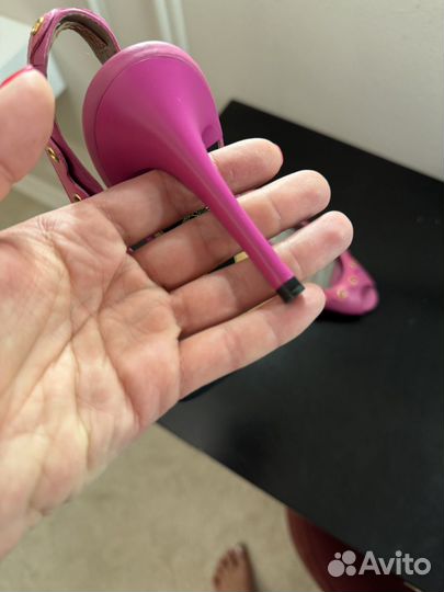 Босоножки Versace