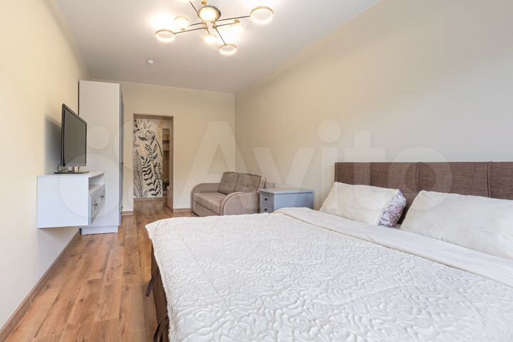 1-к. квартира, 43 м², 2/5 эт.