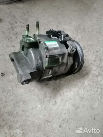 Компрессор кондиционера jeep grand cherokee 5.7