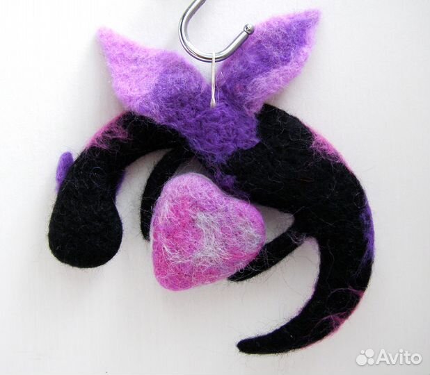 Игрушка дракон валяный летящий