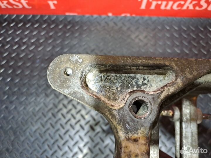 Кронштейн блока управления шасси