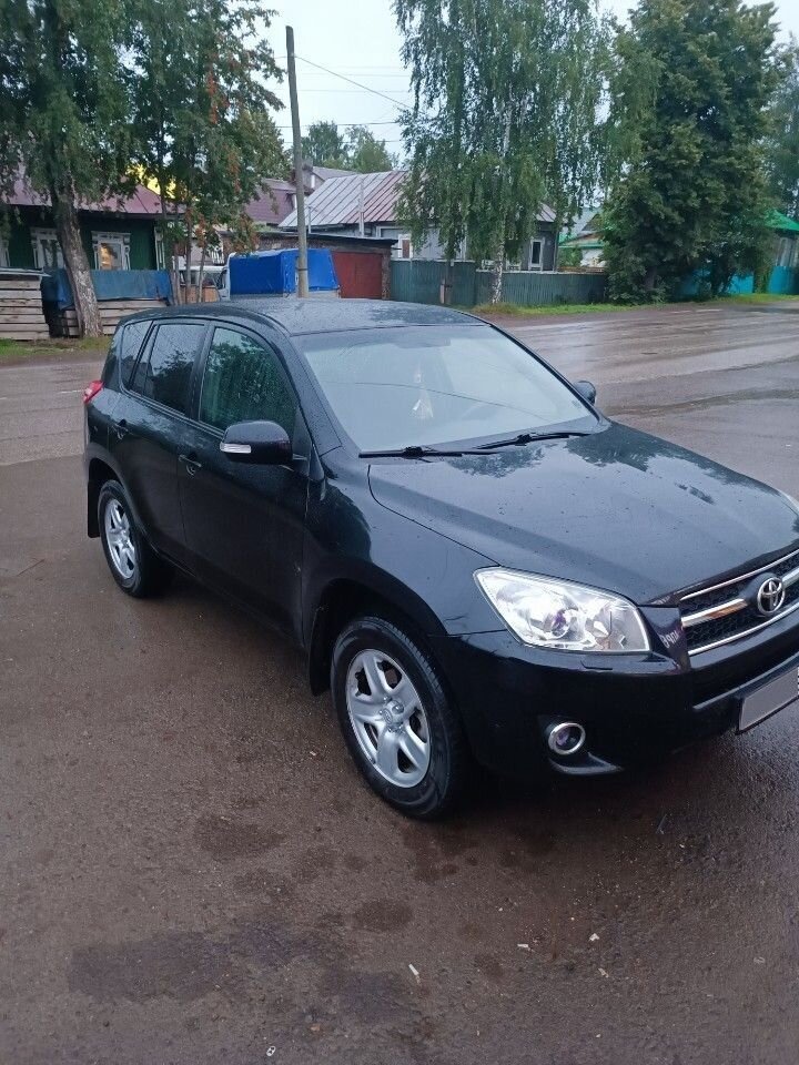 Toyota RAV4: фото владельца