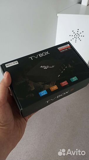 Smart box tv android 11, 1 8/128гб новая