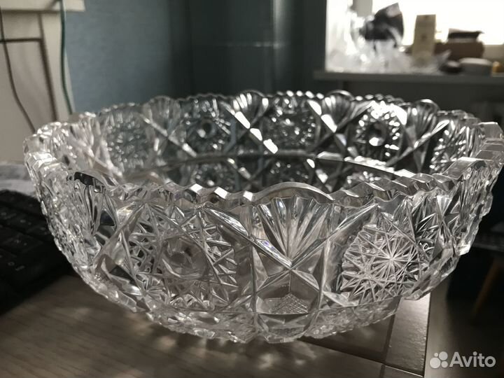 Ваза хрустальная