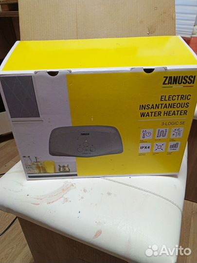 Бойлер водонагреватель электрический 10литров