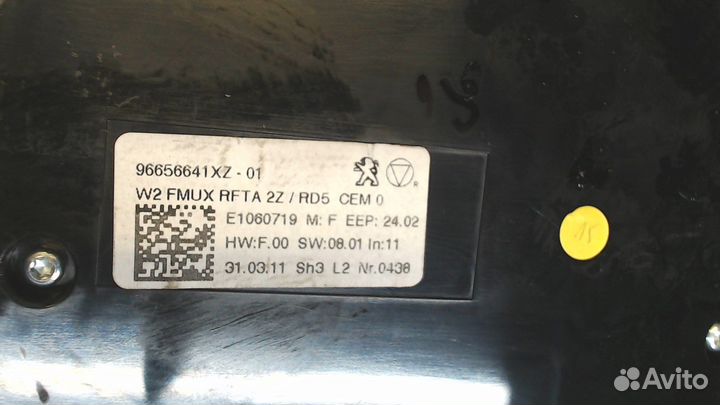 Панель управления магнитолой Peugeot 508, 2011