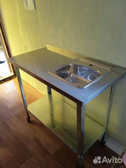 Стол нержавеющий с мойкой