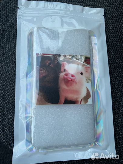 Чехол на iPhone 11