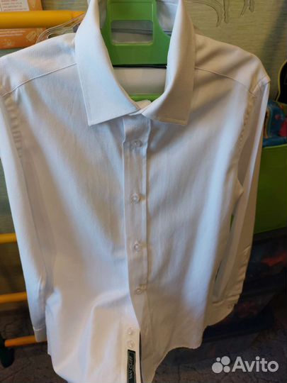 Рубашка для мальчика белая 128 новая