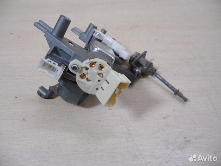 Замок зажигания Citroen C-Crosser 2012