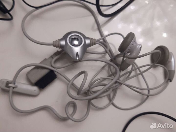 Нушники для компьютера и телефона