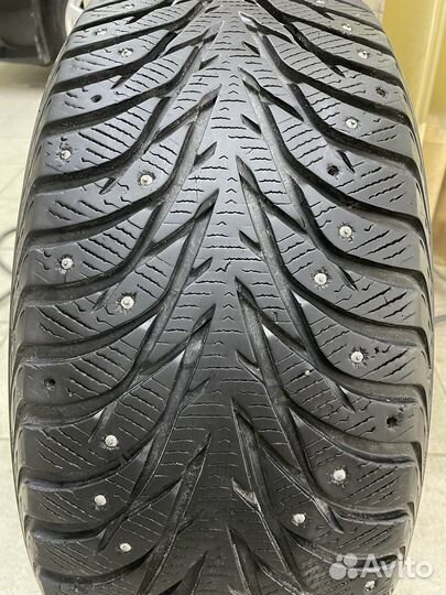 Yokohama IceGuard Stud IG65 235/55 R17 T