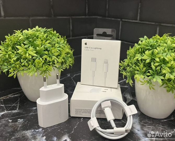 Зарядка на iPhone