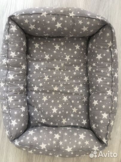 Лежанка для собак и кошек