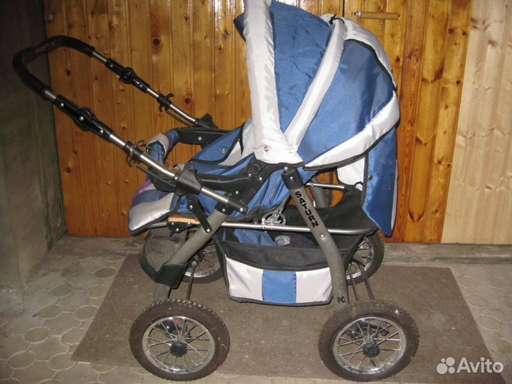 Детская коляска