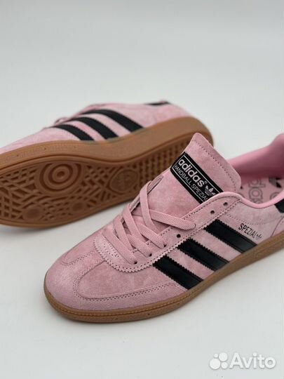 Adidas spezial женские