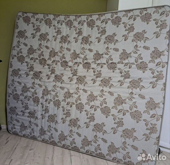 Матрас 200х180х20