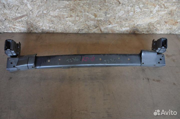 Усилитель бампера (передний) honda CR-V RD8